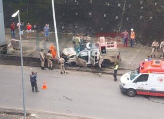 VÍDEO: Viatura Da PM Bate Em Salvador E Deixa Quatro Policiais Feridos