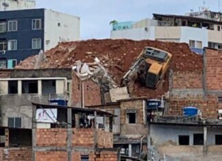 Desabamento No Rio Vermelho Causa Evacuação De 14 Famílias