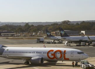 Cade dá 30 dias para Gol e Azul detalharem acordo de cooperação