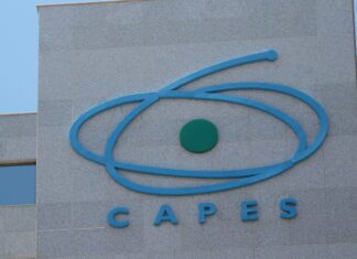 Capes lança edital para mestrado e doutorado destinados a professores