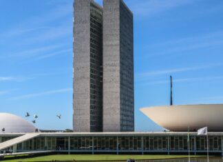 CPI do Crime Organização quer ouvir Lewandowski e Cláudio Castro