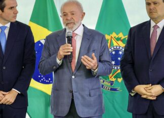 Lula discute pautas do governo em encontro com Motta e Alcolumbre