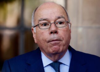 “Não podemos admitir intervenções externas”, defende Mauro Vieira “Não podemos admitir intervenções externas", defende Mauro Vieira