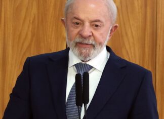 Derrubada de MP é derrota imposta ao povo brasileiro, diz Lula