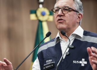 Casos suspeitos de intoxicação devem aumentar no país, diz ministro