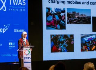 Professora de Gaza destaca esforço para manter ensino em meio à guerra Professora de Gaza destaca esforço para manter ensino em meio à guerra