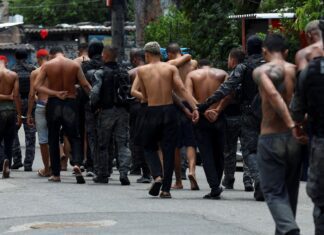 Argentina e Paraguai reforçam fronteiras contra fugitivos do CV Argentina e Paraguai reforçam fronteiras contra fugitivos do CV