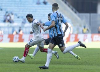 Bahia E Grêmio Duelam Na Fonte Nova Em Busca De Pontos Decisivos