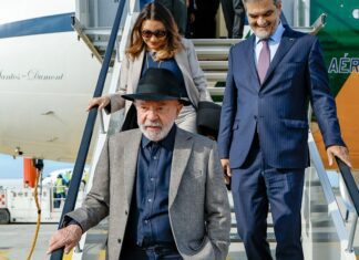 Lula chega a Roma para eventos sobre segurança alimentar Lula chega a Roma para eventos sobre segurança alimentar