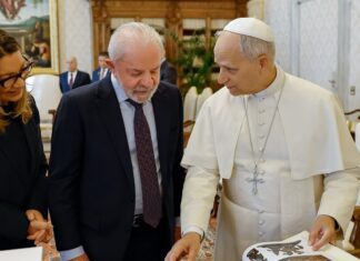 Lula e Janja se encontram com papa Leão no Vaticano
