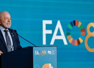 Em Roma, Lula defende que pobres sejam colocados no orçamento