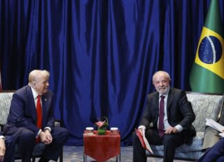 Lula espera solução rápida para tarifaço com EUA