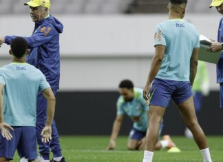 Ancelotti aposta no esquema 4-4-2 diante da Coreia do Sul Ancelotti aposta no esquema 4-4-2 diante da Coreia do Sul