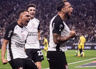 Corinthians volta a vencer em casa pelo Brasileirão após sete rodadas Corinthians volta a vencer em casa pelo Brasileirão após sete rodadas