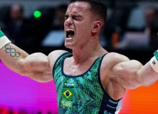 Ginástica Artística: Brasil avança a três finais masculinas no Mundial Ginástica Artística: Brasil avança a três finais masculinas no Mundial