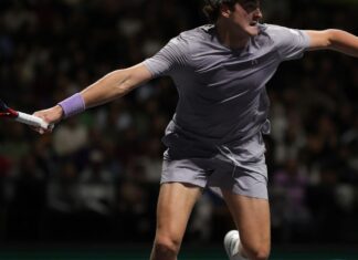 João Fonseca conhece chave em Roland Garros e pode enfrentar Djoko João Fonseca vence Shapovalov na estreia do Masters 1000 de Paris