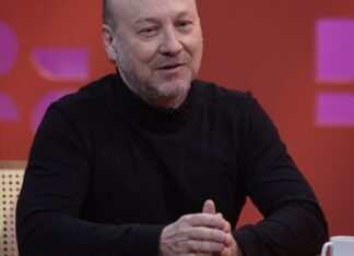 Jornalista esportivo Flavio Gomes é entrevistado hoje no DR com Demori Jornalista esportivo Flavio Gomes é entrevistado hoje no DR com Demori