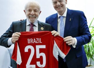 Lula convida presidente da Fifa para conhecer Universidade do Esporte Lula convida presidente da Fifa para conhecer Universidade do Esporte