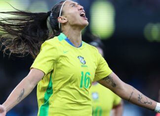 Seleção feminina defende supremacia sobre Itália em novo amistoso Seleção feminina defende supremacia sobre Itália em novo amistoso