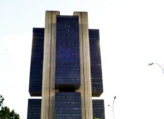 Com quórum desfalcado, Copom decide se mantém Taxa Selic