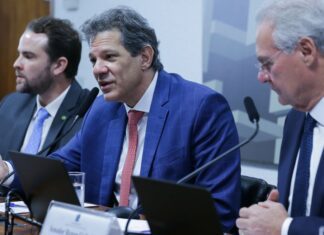 Isenção do imposto de renda corrige “injustiça tributária”, diz Haddad