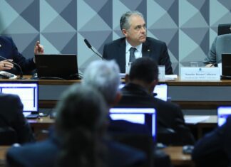 MP que compensa revogação de decreto do IOF vai à Câmara