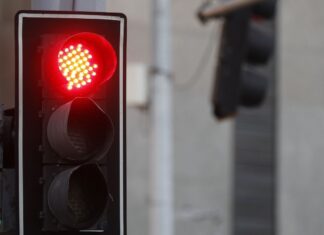 Entenda a proposta que retira exigência de autoescola para tirar CNH