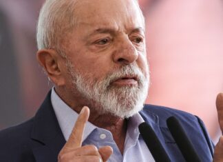 Lula chama América Latina de zona de paz e critica intervenções