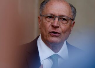 Brasil venderá 6 milhões de barris de petróleo à Índia, diz Alckmin