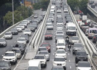 Mais de 30% dos brasileiros usam carro próprio para ir ao trabalho