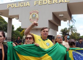 Imprensa internacional repercute prisão de Jair Bolsonaro