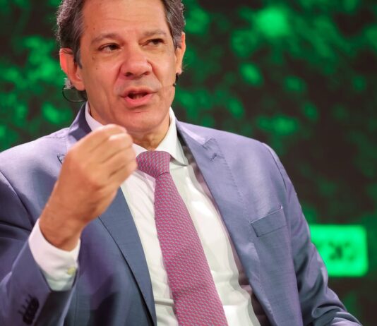 Haddad: texto de Derrite trava investigações de máfia de combustíveis