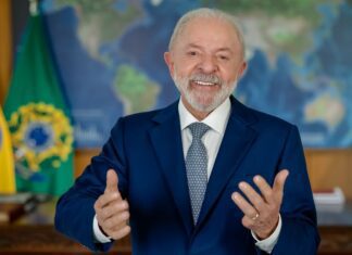 Lula defende isenção do IR e prevê impacto de 28 bilhões em 2026