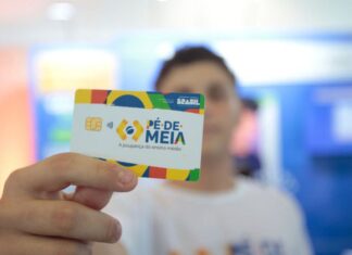 Estudantes do Pé-de-Meia podem consultar situação pelo portal do MEC
