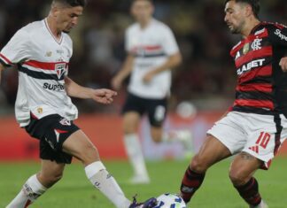 Buscando a liderança do Brasileiro, Flamengo enfrenta o São Paulo Buscando a liderança do Brasileiro, Flamengo enfrenta o São Paulo