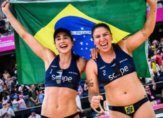 Carol Soberg e Rebecca faturam bronze no Mundial de vôlei de praia Carol Soberg e Rebecca faturam bronze no Mundial de vôlei de praia