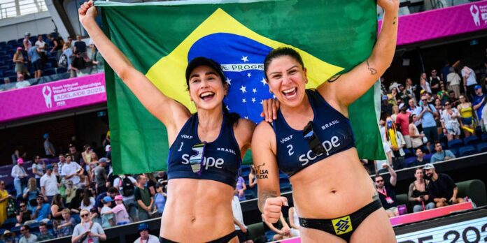 Carol Soberg e Rebecca faturam bronze no Mundial de vôlei de praia