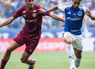 Cruzeiro empata com Flu e perde chance de colocar pressão nos líderes Cruzeiro empata com Flu e perde chance de colocar pressão nos líderes