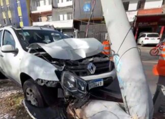 VÍDEO: Motorista Perde Controle E Derruba Poste Na Av. São Rafael