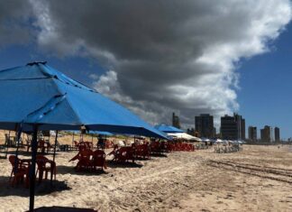 Banho De Mar Proibido: Só Uma Praia De Salvador é Considerada Própria Para Banho