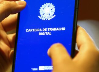 Desemprego fica em 5,4% no trimestre encerrado em janeiro de 2026