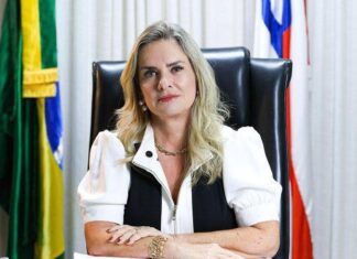 Presidente Da Alba, Ivana Bastos, Tem Quadro De Colite E Segue Internada Em UTI