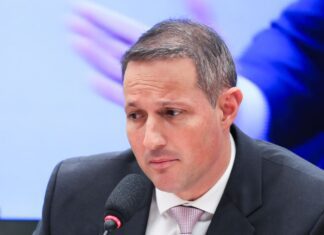 Derrite recua e mantém atuação da PF no combate ao crime organizado