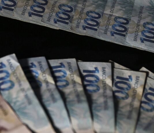 Dívida Pública Federal cai 2,34% em março e volta aos R$ 8,6 trilhões