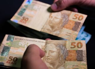 Brasileiros sacaram R$ 455,68 milhões esquecidos em bancos em setembro