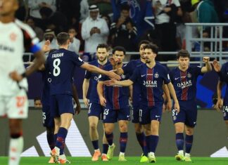 Flamengo perde para PSG e vê sonho do Bi mundial ser adiado Flamengo perde para PSG e vê sonho do Bi mundial ser adiado