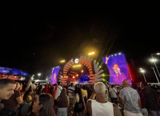Festival Virada Começa Com Público Reduzido E Abertura Tranquila Em Salvador
