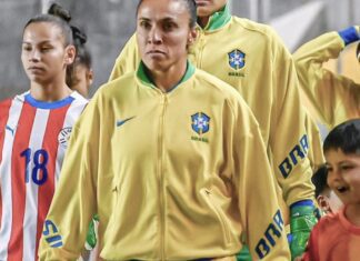 Marta e Gabi Zanotti estão na final do prêmio Rainha da América Marta e Gabi Zanotti estão na final do prêmio Rainha da América