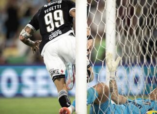 Rayan e Vegetti decidem e Vasco sai em vantagem na Copa do Brasil Rayan e Vegetti decidem e Vasco sai em vantagem na Copa do Brasil