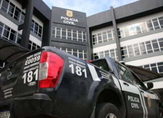 Dois Jovens Morrem Em Frente A Igreja Após Tentarem Se Protejer De Tiros